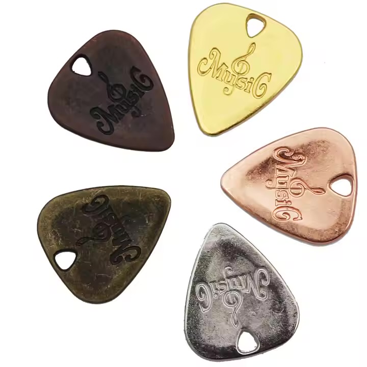 KOLYE METAL GİTAR PENASI